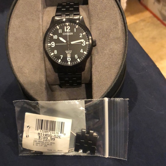 Watch - Picture 2 of 6